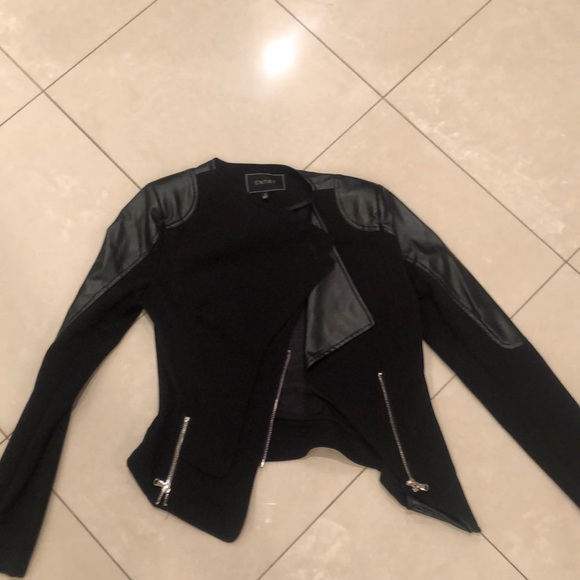 Entry Jackets & Blazers - Entry brand fitted jacket